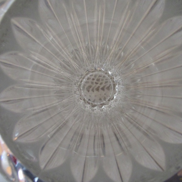 Mikasa Lead Crystal Vase - Picture 9 of 10